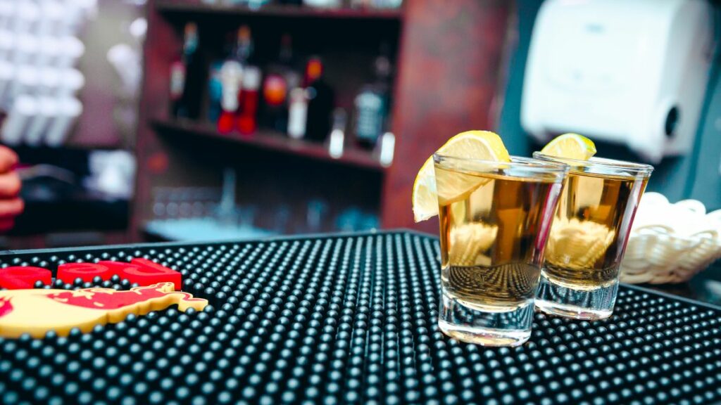 Boissons alcoolisées au bar, prévention alcool