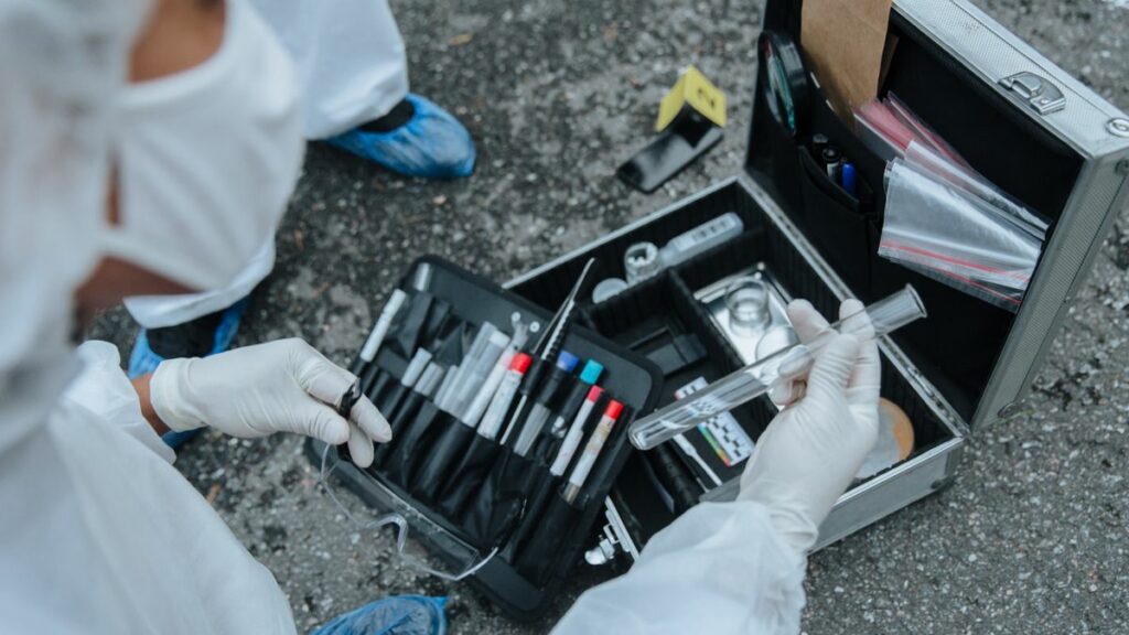Analyse d'échantillon en laboratoire de toxicologie