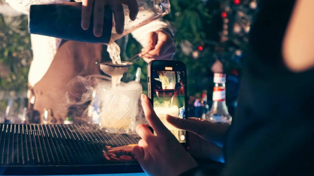 Verre en boîte de nuit, prévention de la soumission chimique